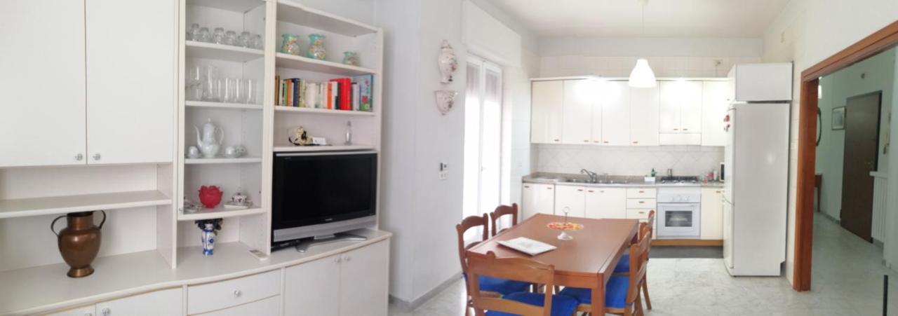 Residenza Carlo Di Borbone Apartment Caserta Ngoại thất bức ảnh